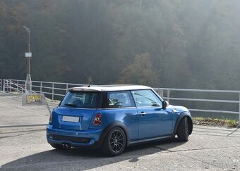 COOPER S R56 - 2