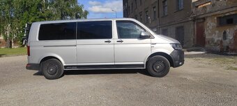 T6 Transporter Combi obytný 140 PS 2015 - 2