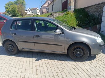 Prodám VW Golf 1,8 TDI r.v 2004 bez STK - 2