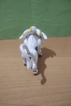 Pokemon- bílý - 2