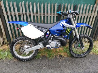 Yamaha YZ250 (2t), r. 2001 - 2