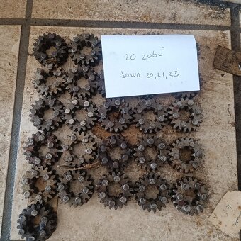 Jawa Pionýr 550,55,05,20,21,23 kolecka převodovky Nepoužité - 2