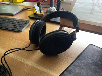 Sluchátka Sennheiser HD 600 - 2
