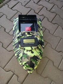 Zakrmovací loď, zavážeci loďka Flytec - 2