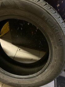 Nokian 215/60 r17c - 2