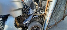 Predni naprava audi a4 b6 b7 8e tlumic ramena tehlice - 2