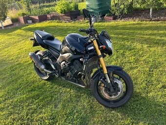 Yamaha FZ8 2011 - 2