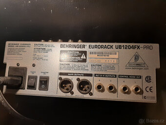 Mixážní pult BEHRINGER UB1204FX - 2