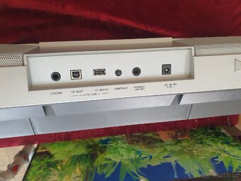 Klávesy Yamaha PSR-S500 - 2