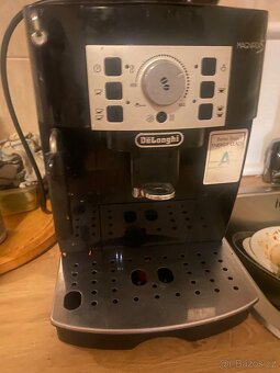 De'Longhi Magnifica S ECAM21.117.B - 2