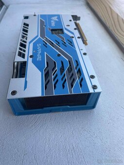 SAPPHIRE NITRO+ Radeon RX 590 - 2