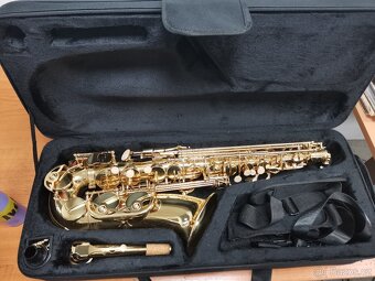 Alt saxofon - zlatý lak s pouzdrem - 2