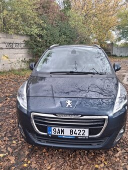 Prodám Peugeot 5008 2,0HDI 110kw r.v.2014 - 2
