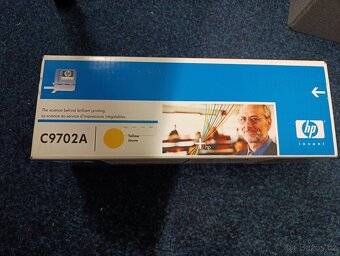 Originální toner HP C9702A (HP121A) žlutý 4000 stran - 2