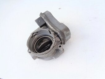 VW Škoda Audi Seat 2.0TDi škrtící klapka Pierburg 03G128063B - 2