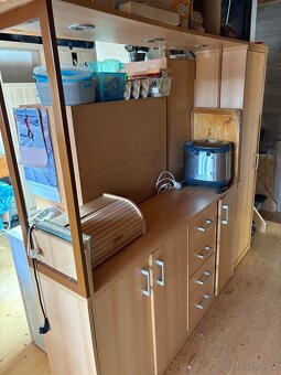 Prodám komody,skříně,kuchyň,botník,rohové sezení z masivu - 2