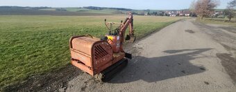 JAPONSKÝ MINIBAGR IWAFUJI CT045B 700KG - 2