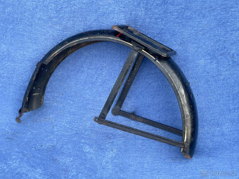 Jawa 175/250 Speciál (Villiers) -  Zadní Blatník + nosič - 2