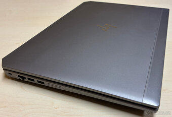 HP ZBook 15 G5 | i7 | 32G RAM | M2 512G | Nvidia | - 2