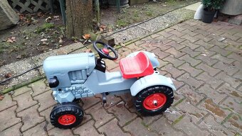 Šlapací traktor - 2