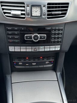 Mercedes benz E250 - 2