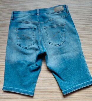 NOVÉ riflové šortky/bermudy - 2