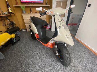 Piaggio typhoon , nrg MC2 . - 2