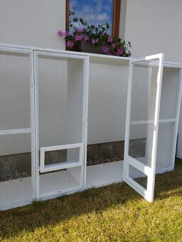 Voliéra na střední ptactvo. - 2