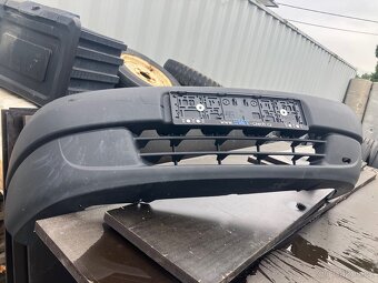 Peugeot Partner nárazník - 2