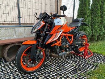 KTM Superduke 1290R 2023 + Tech Pack - 2