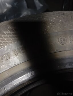 Zimní pneu 236/65/17 - 2