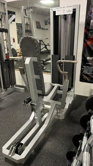 Výprodej posilovacích strojů - 2