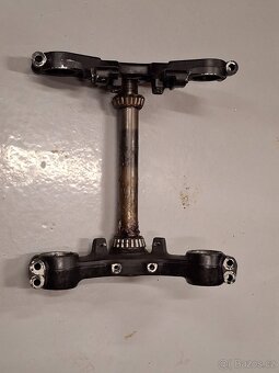 Kawasaki GPZ 1100 Unitrak díly - 2