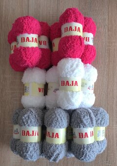 17 x příze Daja NOVÉ - 2
