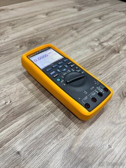 Multimetr FLUKE 287 - zánovní - 2