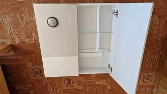 Koupelnová skříňka s LED osvětlením - 2