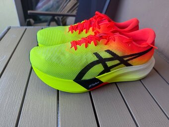 Běžecké boty Asics METASPEED EDGE PARIS, vel. 45-46 - 2