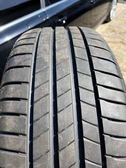 Pneu Bridgestone 225/55 R18 - 2