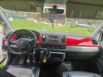 Volkswagen Multivan T6 - 2