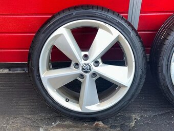 ALU kola Škoda 2x GOLUS 18" 7,5J ET51 pneu 225/40/R18 - 2