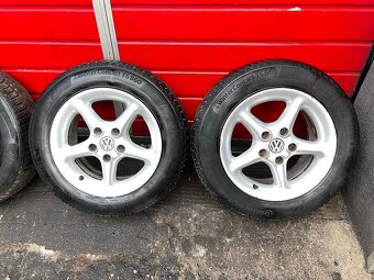Original ALU kola Audi 15" 7,5J ET42,5 + pneu 195/65/R15 - 2