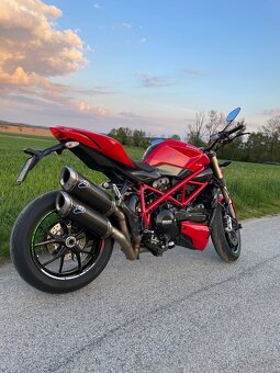 Ducati Streetfighter 848 - 2