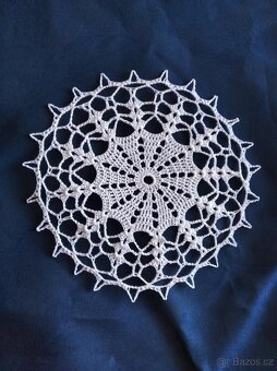 Ručně háčkované dečky 20 cm - 2