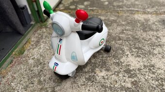 Dětský skútr Vespa - 2