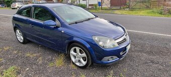 Opel Astra GTC - 2