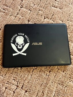 Asus E200H - 2