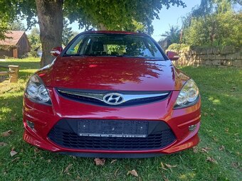 Hyundai i30 CW 1.6Crdi combi 66kw //nová TK//super stav// - 2