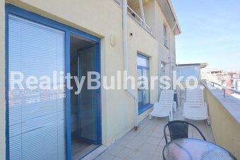 Útulné a plně zařízené studio(1+kk, 45 m²) s velkou terasou - 2