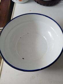 Smaltovaná mísa - zadělávací - 2