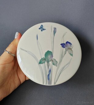 Roztomilé porcelánová dóza že serie Blue Iris od Hankook - 2